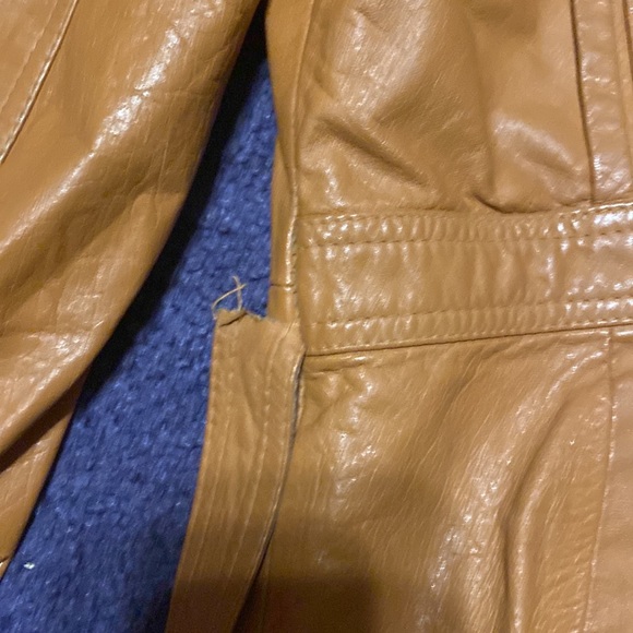 Jacket - Picture 4 of 4